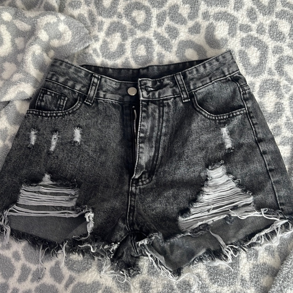 Ripped jean shorts ( Black)